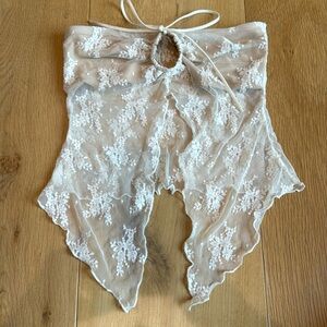 Tiger Mist Lace Strapless Top